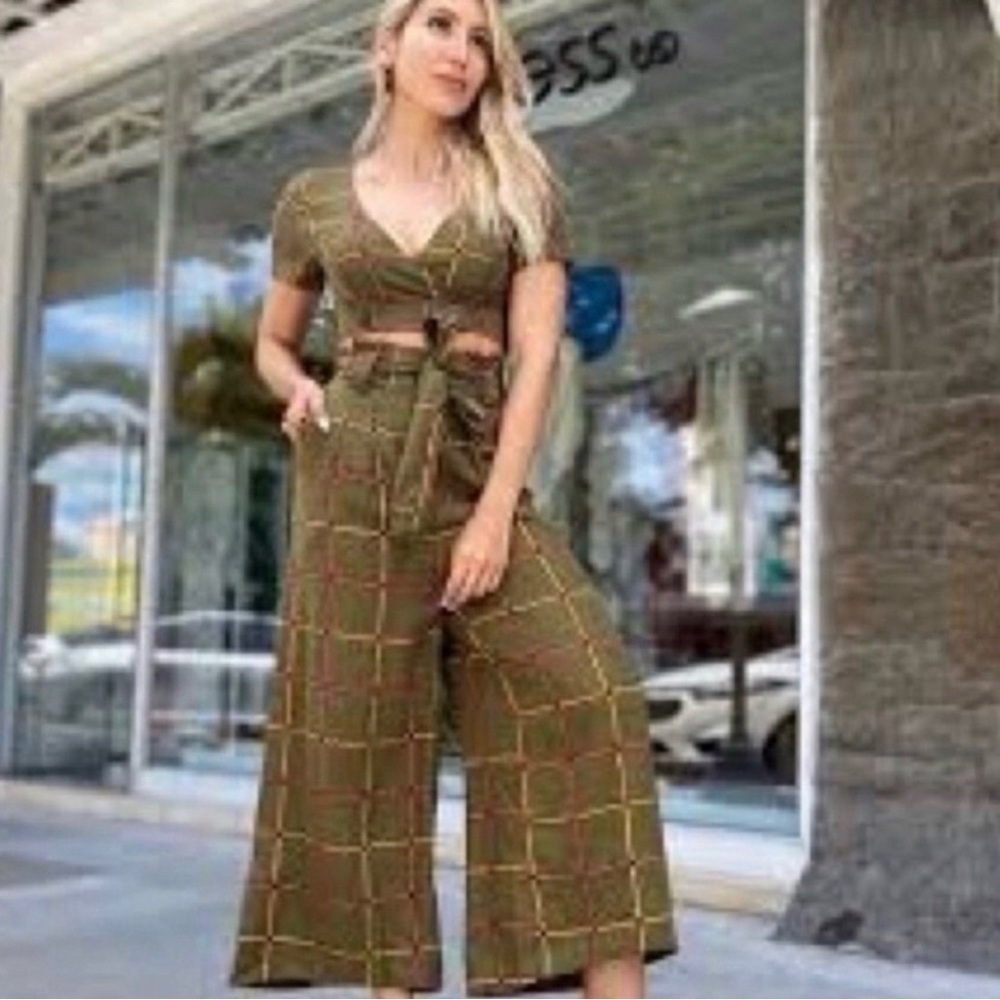 Calca Olive Plaid Wide-Leg pants with Tie Front